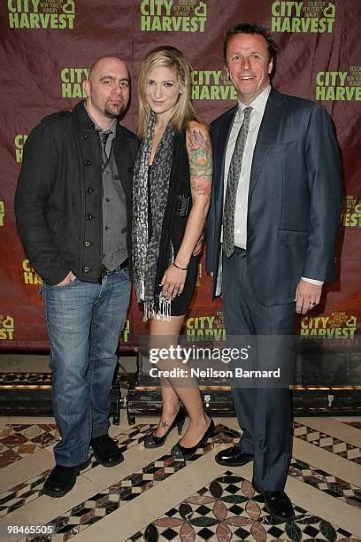 Chris Santos Wife: The Untold Story of Love and Partnership