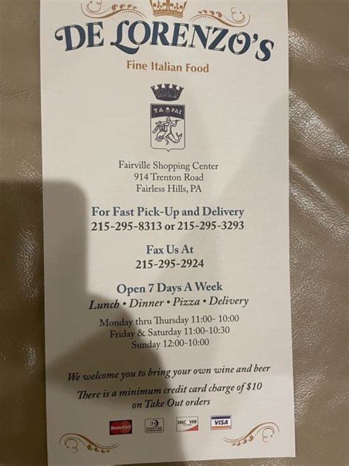 Delorenzo's Pizza Robbinsville: A Slice of Culinary Excellence