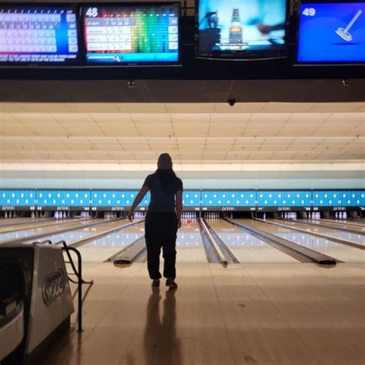 Discovering Cal Bowl Lakewood: The Ultimate Bowling Experience