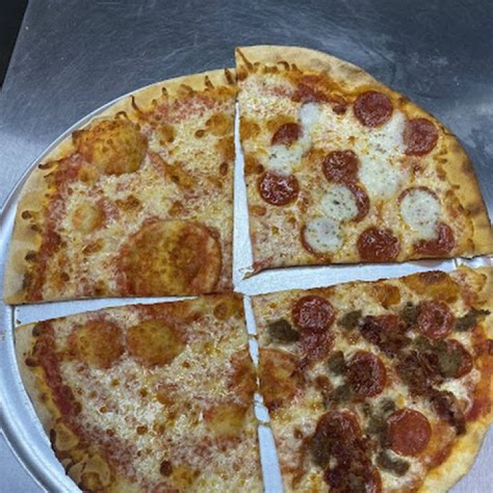 Discovering the Delight of Leominster House Pizza: A Culinary Journey