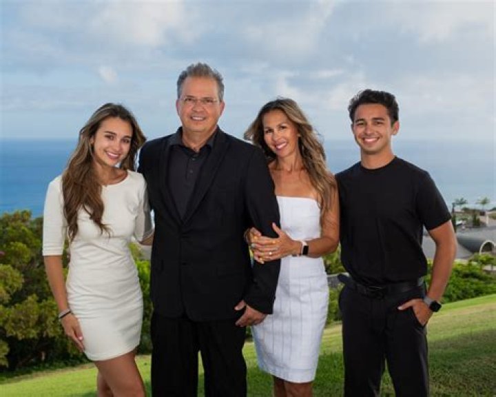Discovering the Life of Glenn Medeiros' Wife
