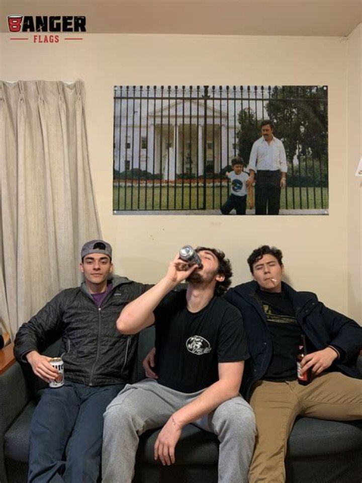 Exploring the Connections: Did Felix Gallardo Meet Pablo Escobar in Real Life?