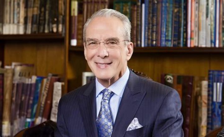 Exploring the Fascinating Life of Angel Cummings