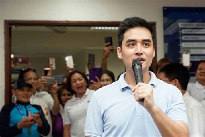 Exploring the Life of Vico Sotto: A Tribute to His Father