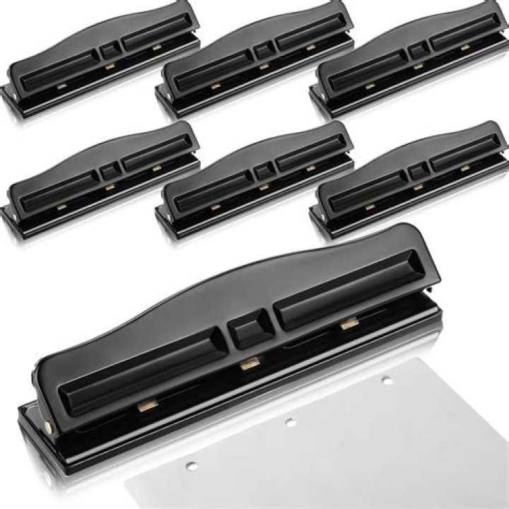 Is Arianny Celeste Single? Exploring the Personal Life of the UFC Ring Girl