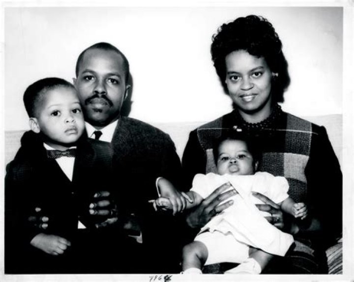 Michael Lavaughn Robinson: A Deep Dive into the Life of an Influential Figure