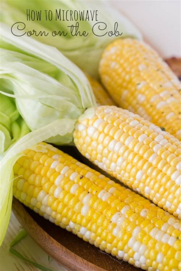 Microwaving Corn on the Cob in Husks: The Ultimate Guide for Perfectly Cooked Corn