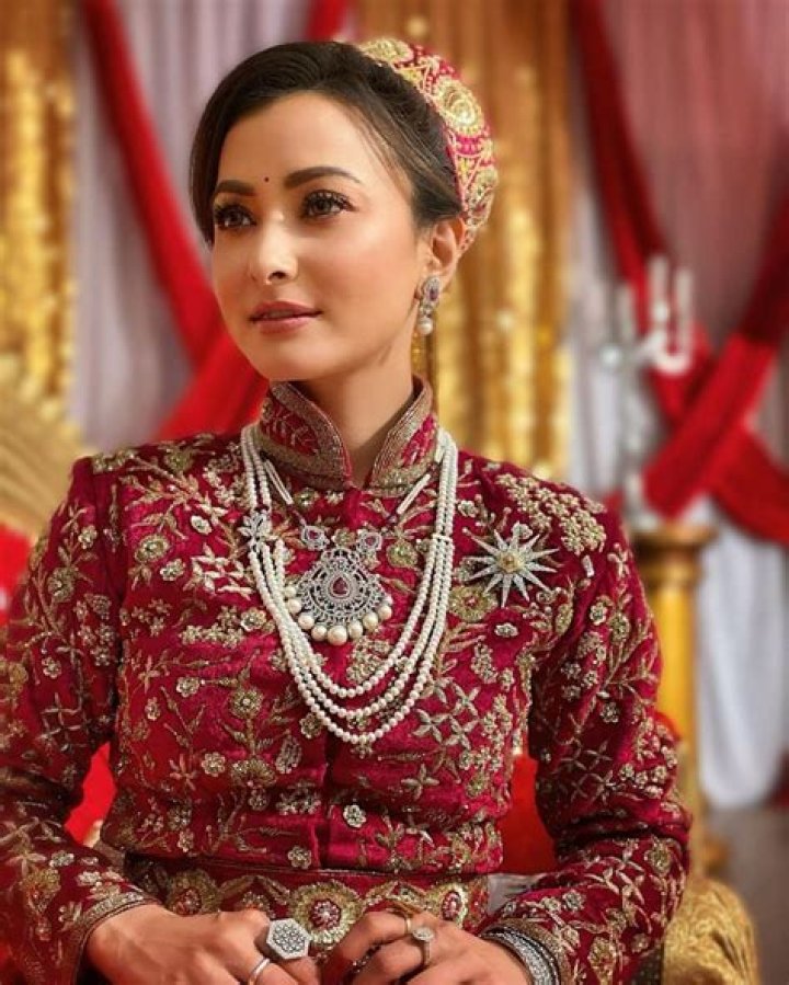 Namrata Shrestha Age: A Comprehensive Look at the Life and Career of This Nepali Star
