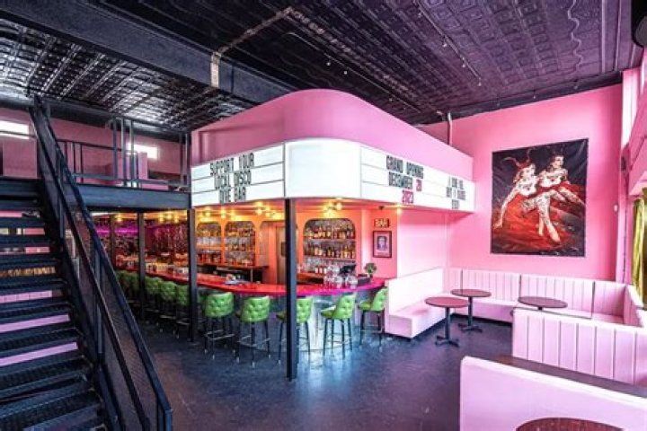 Nancy's Lounge St. Louis: A Hidden Gem for Food and Fun