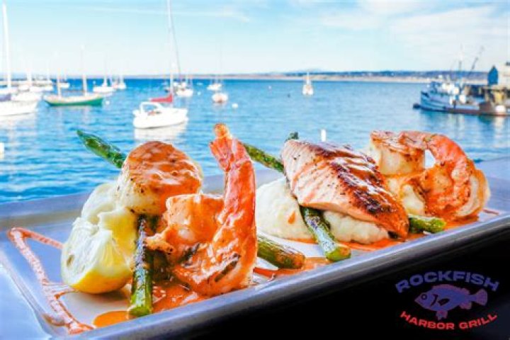 Rockfish Harbor Grill: A Seafood Haven on the Water