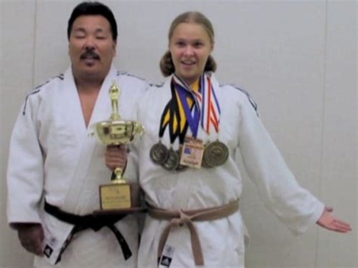 Ronda Rousey Life Story: The Journey of a Mixed Martial Arts Legend