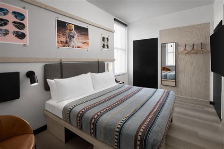 Stay Moxy: Houston Hotel Deals & Discounts