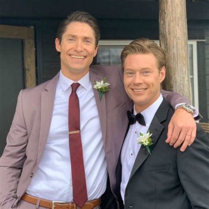 Unveiling the Love Life: Matthew Maccaull Married?